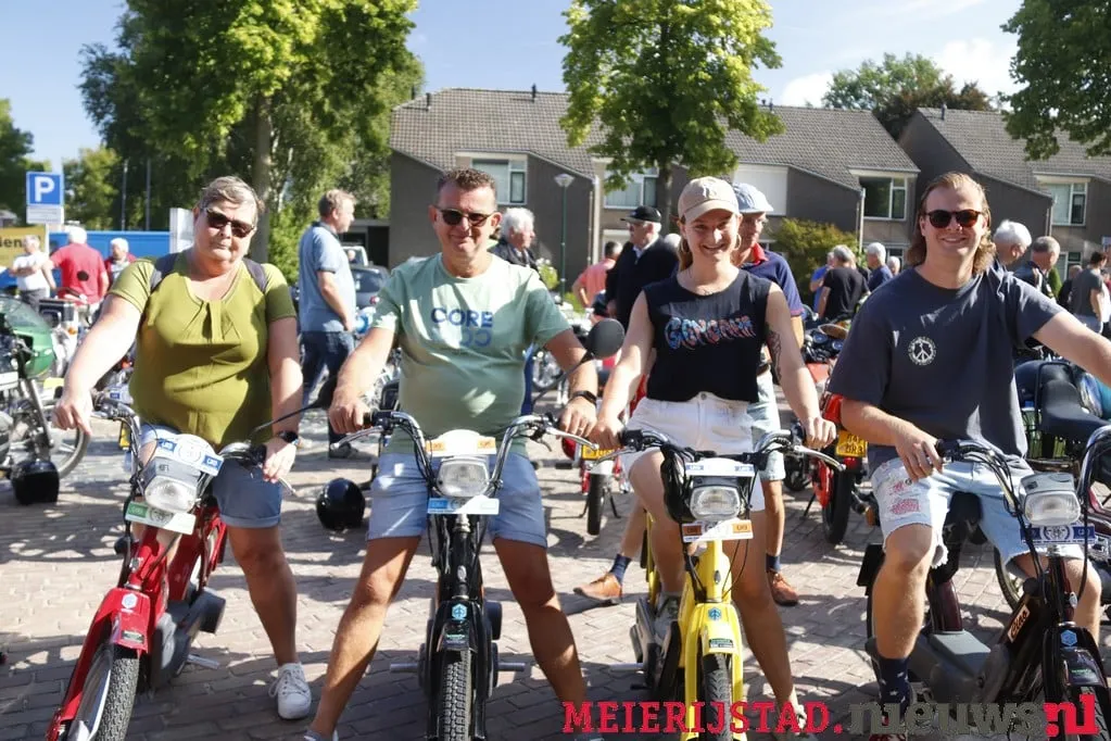 21 08 2022 bromfietstreffen mariaheide 48