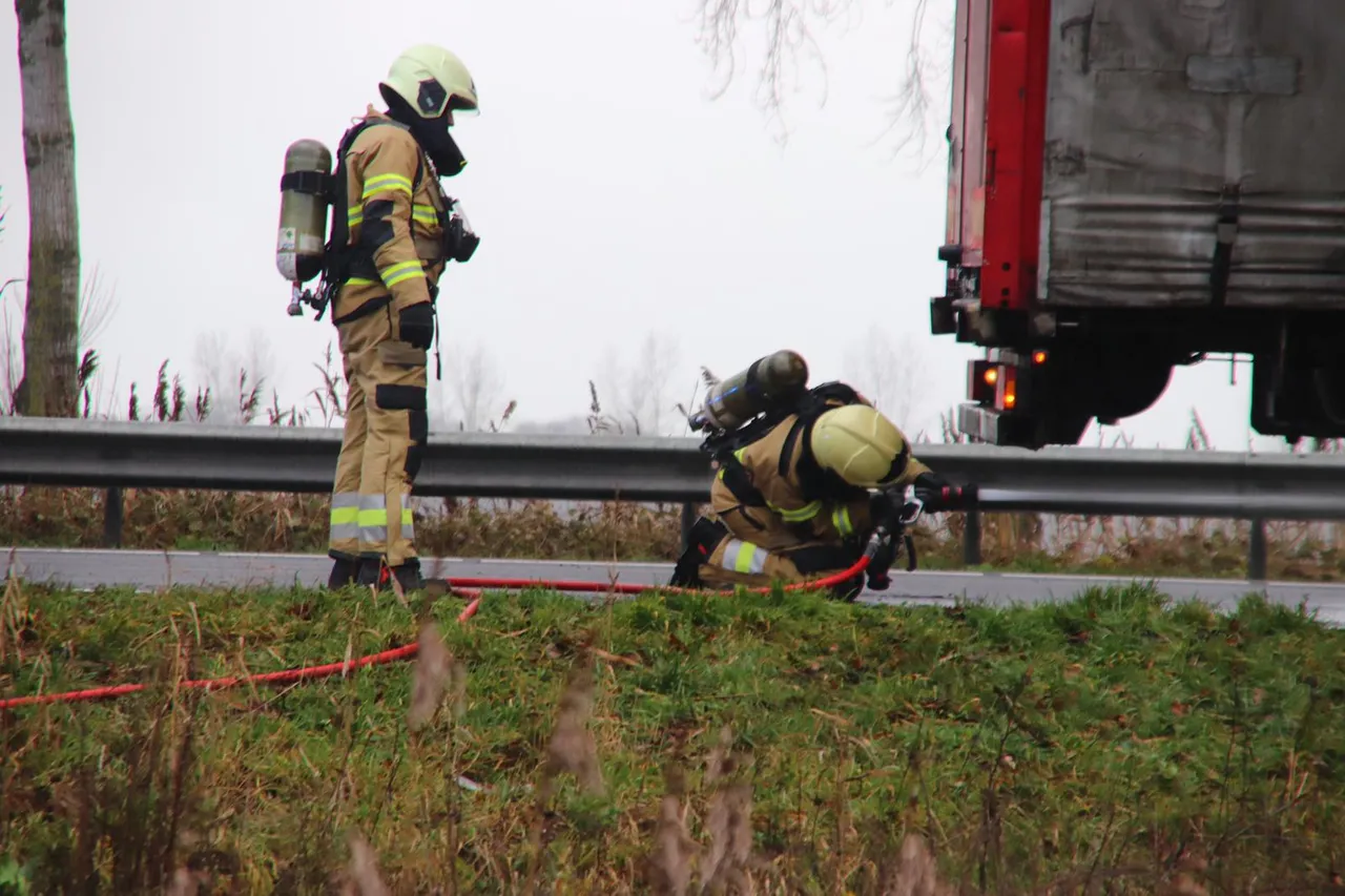 23 12 2019 vrachtwagenbrand n279 08