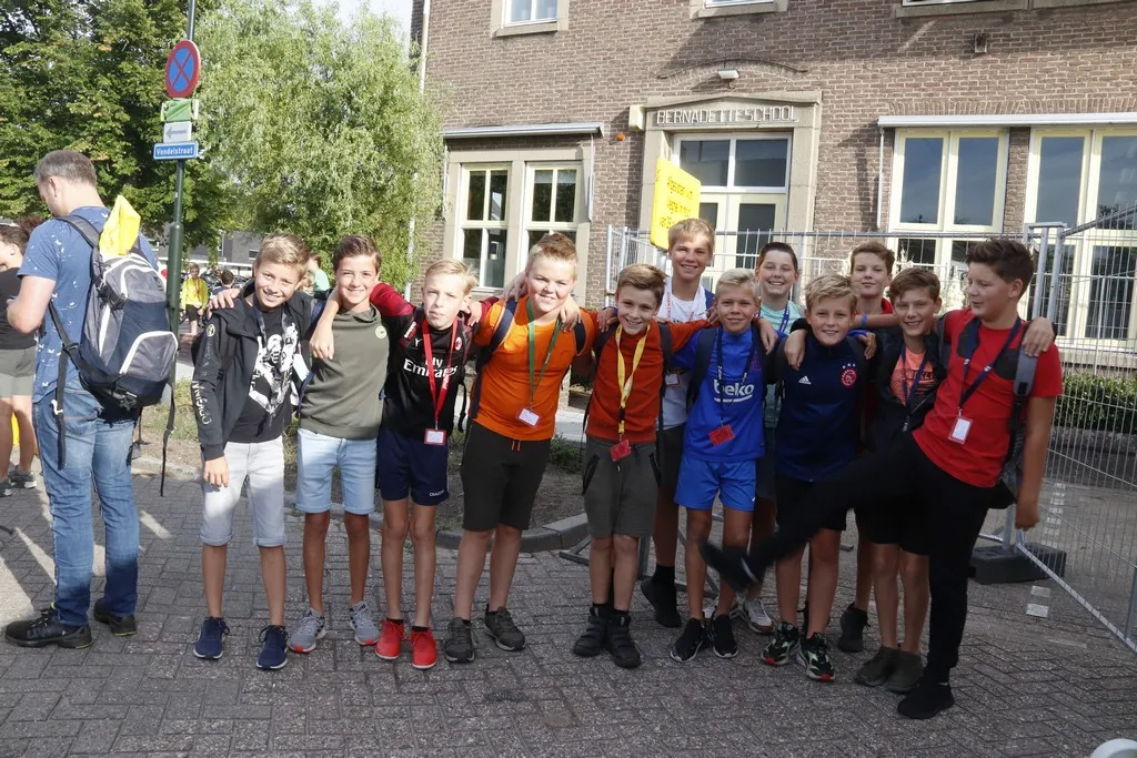 29 08 2022 veghel in hout 03