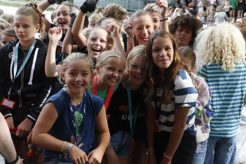 29 08 2022 veghel in hout 23