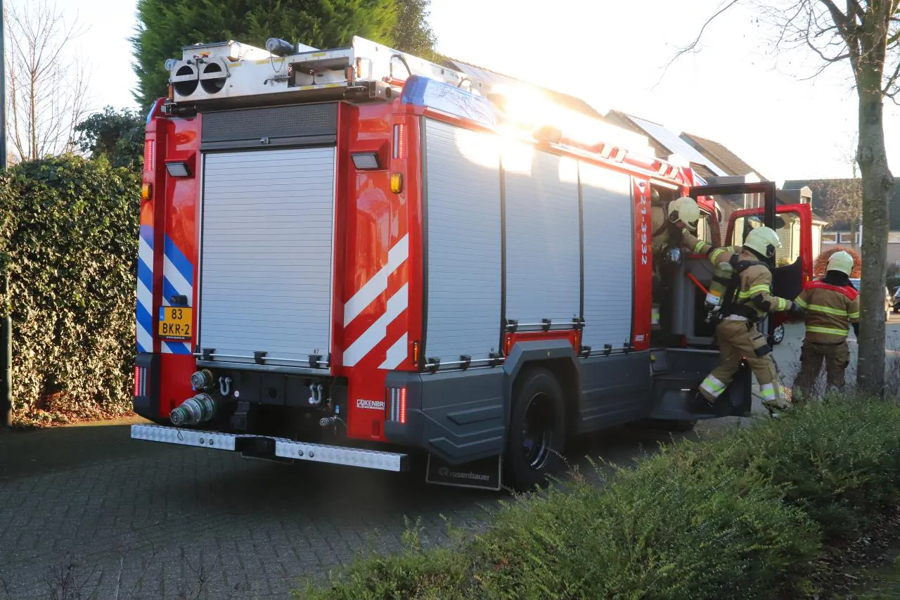30 12 2019 heg in brand door vuurwerk 03