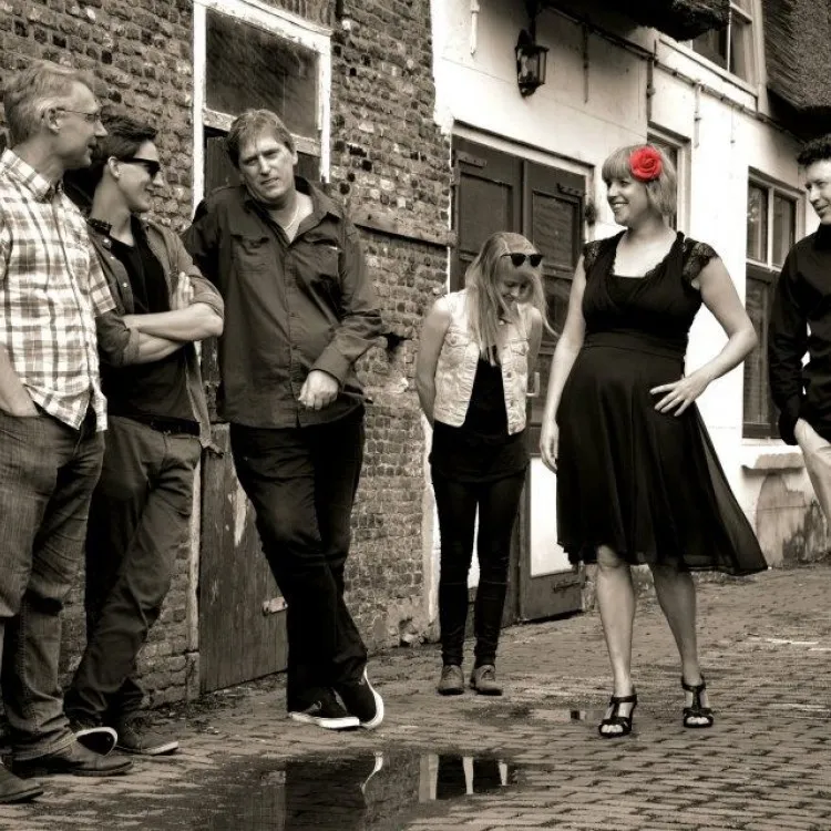 89215 louis slim 750 750