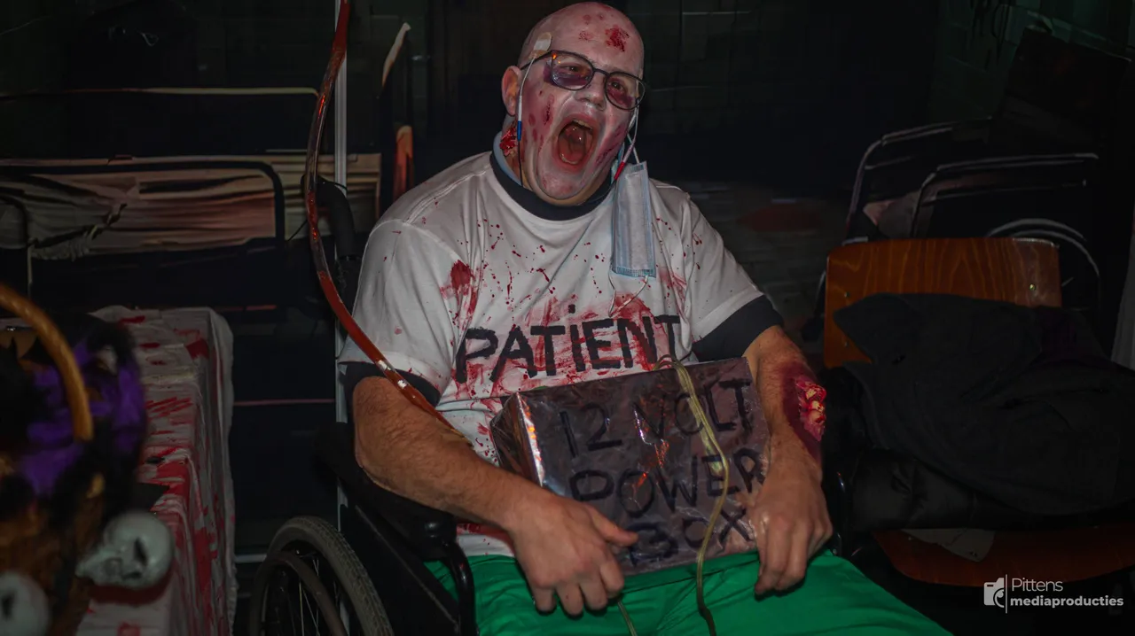 2025-10-25HalloweenBloemenwijkVeghel-4