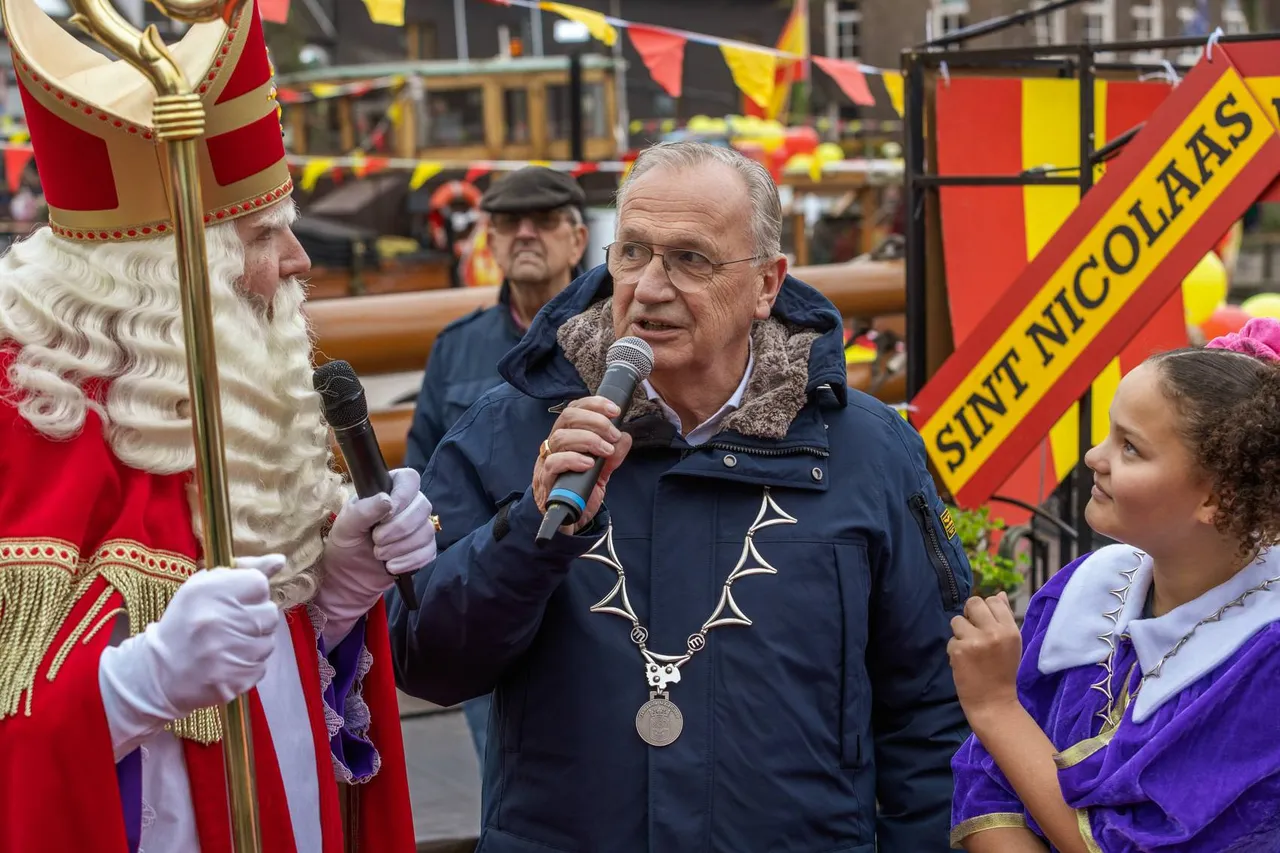 2025-11-16 Intocht Sinterklaas Veghel-44