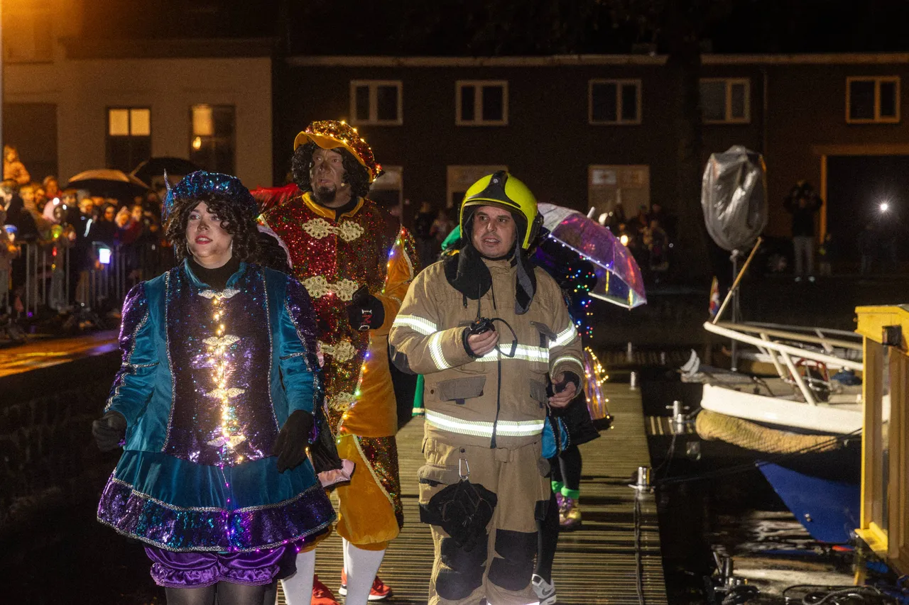 2025-12-06 Uittocht Sinterklaas-12