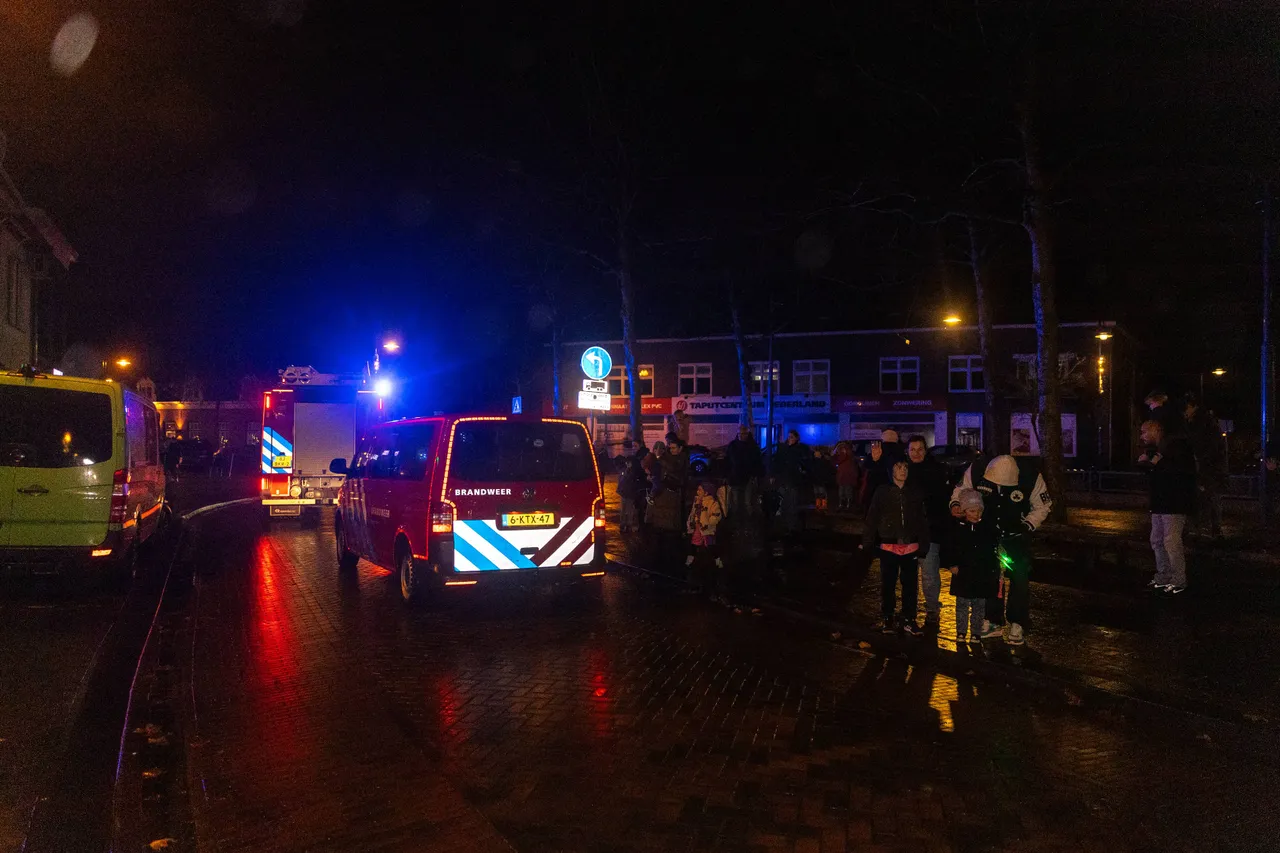 2025-12-06 Uittocht Sinterklaas-18