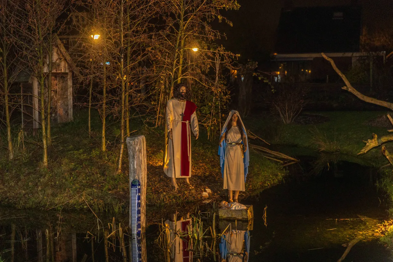 2025-12-12 Opening Kerststallen route Mariaheide-11