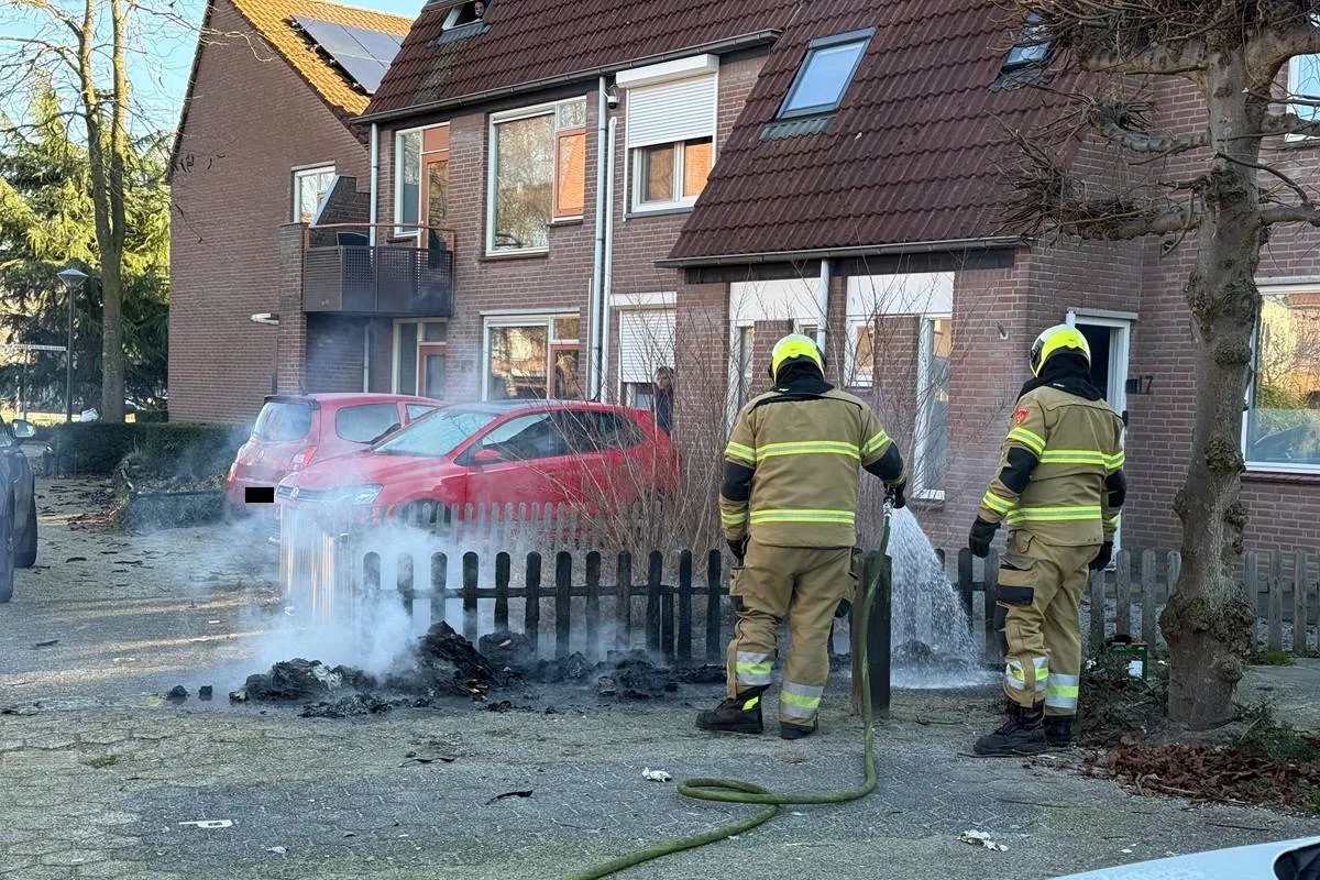 26-12-2025 Buitenbrand Cederlaar Veghel 03