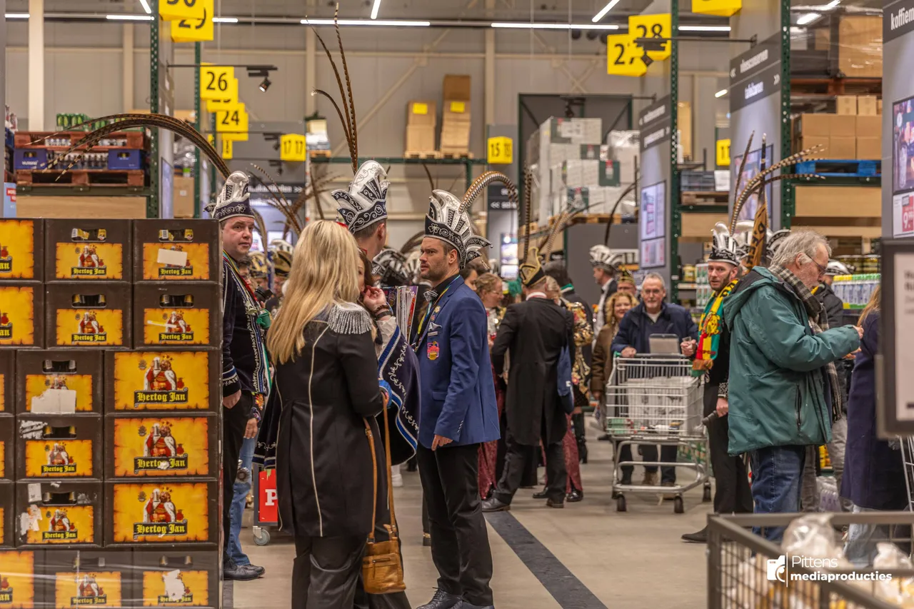 07-02-2026 Prinsenontbijt Sligro Veghel 2026-4