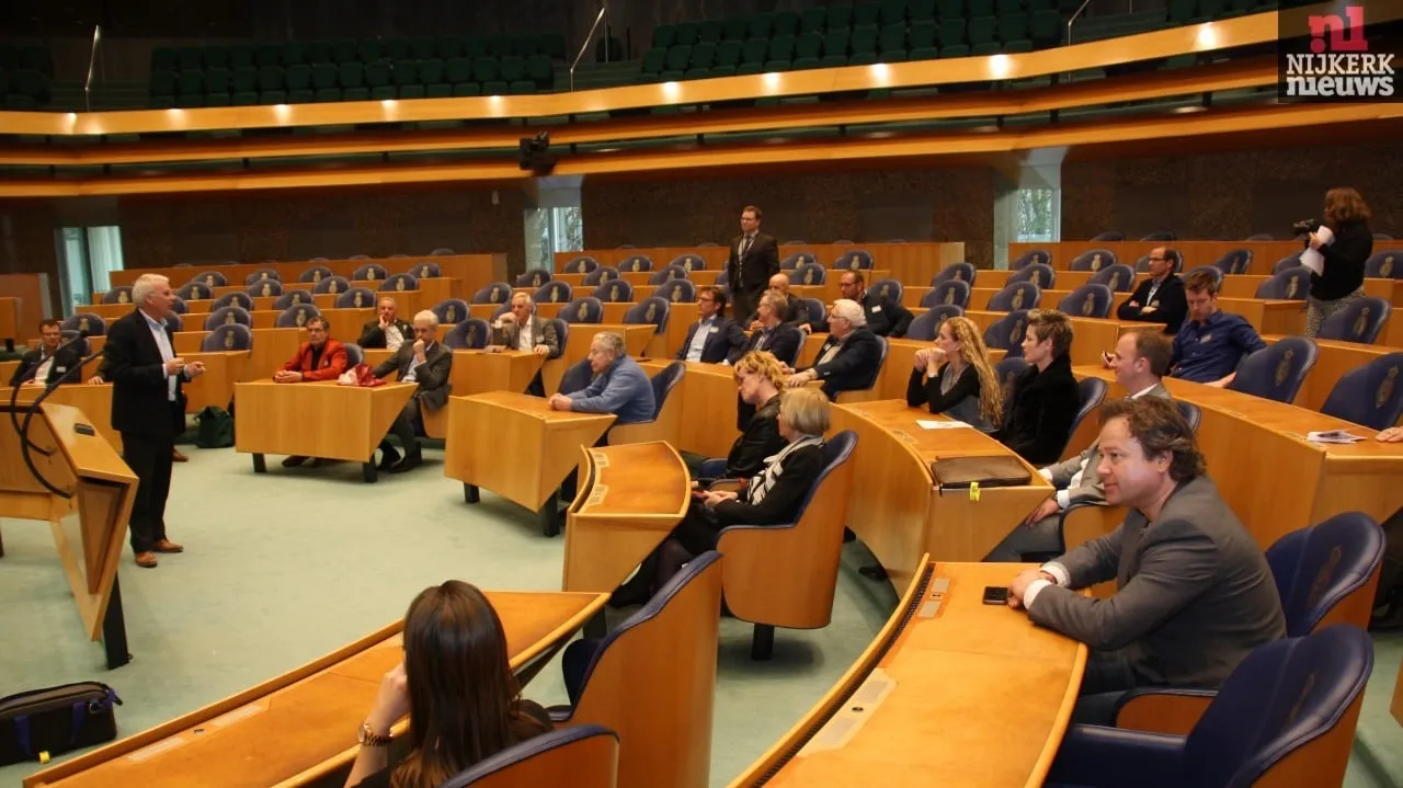 2015 03 23 bhn bezoekt 2e kamer 14