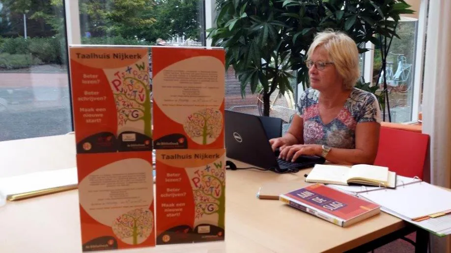 2015 09 30 docent nederlands landstede bibliotheek