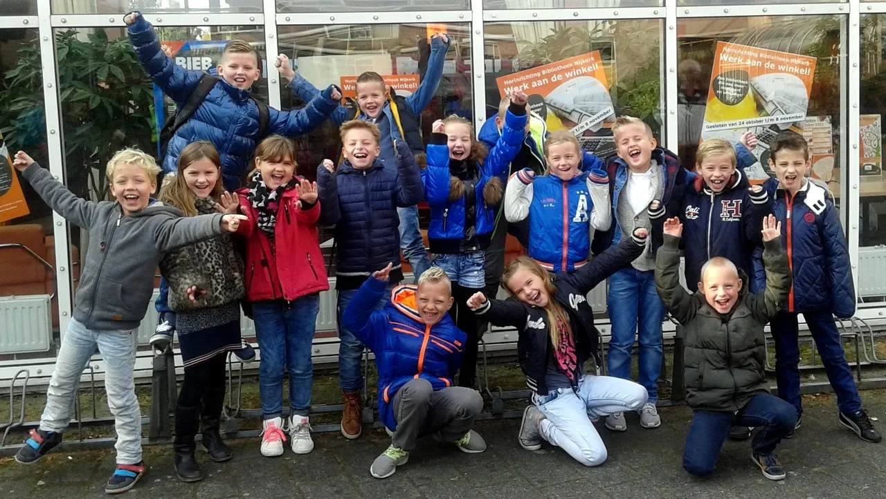 2015 10 13 kinderboekenweek rootselaarschool en baken 1