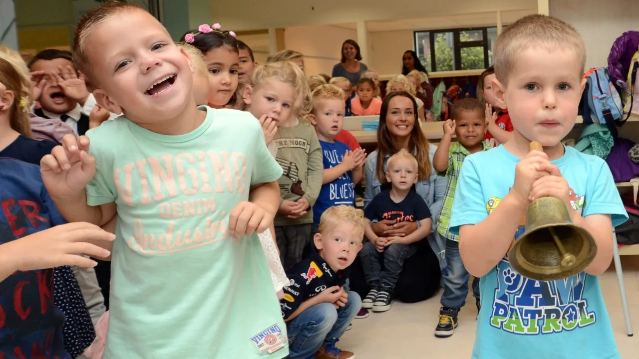 2016 08 22 baken opening 22 8 schoolbel