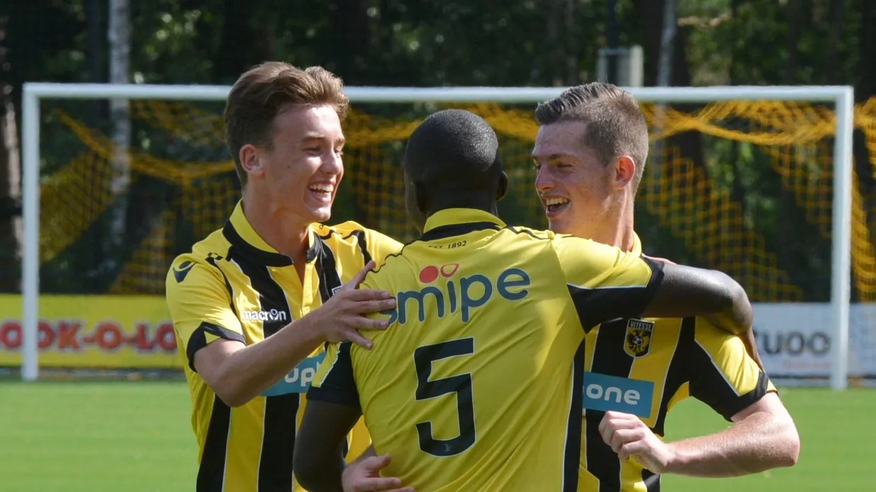 2016 08 28 thomas buitink vitesse afc 28 8 a goal