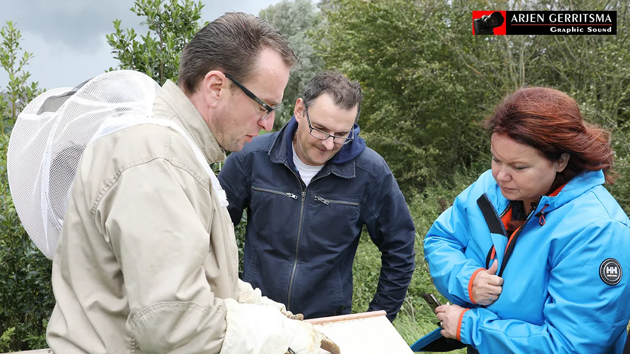 2017 09 14 bijenkast corlaer 10
