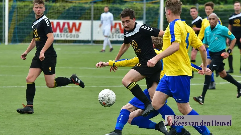 2018 05 19 veensche boys blauwgeel 19 5 bas 1 bis