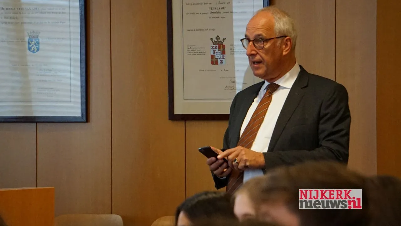 2018 11 05 wegwijs gemeenteraad 03