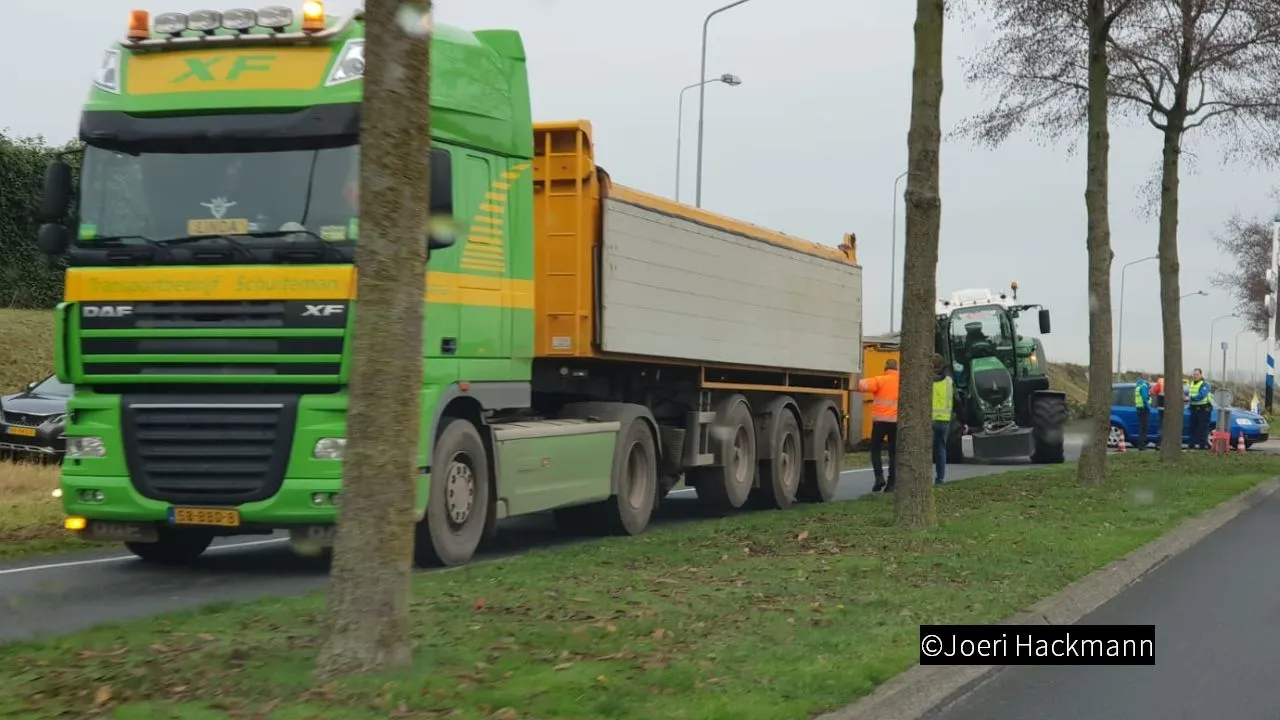 2018 12 05 omgevallen aanhanger 002