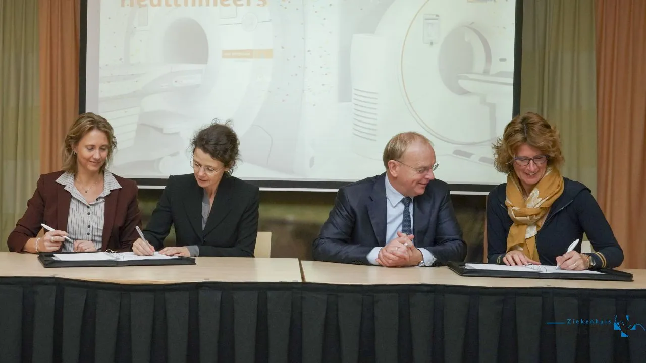 2018 12 19 ondertekening siemens stjansdal medische beeldvorming 29