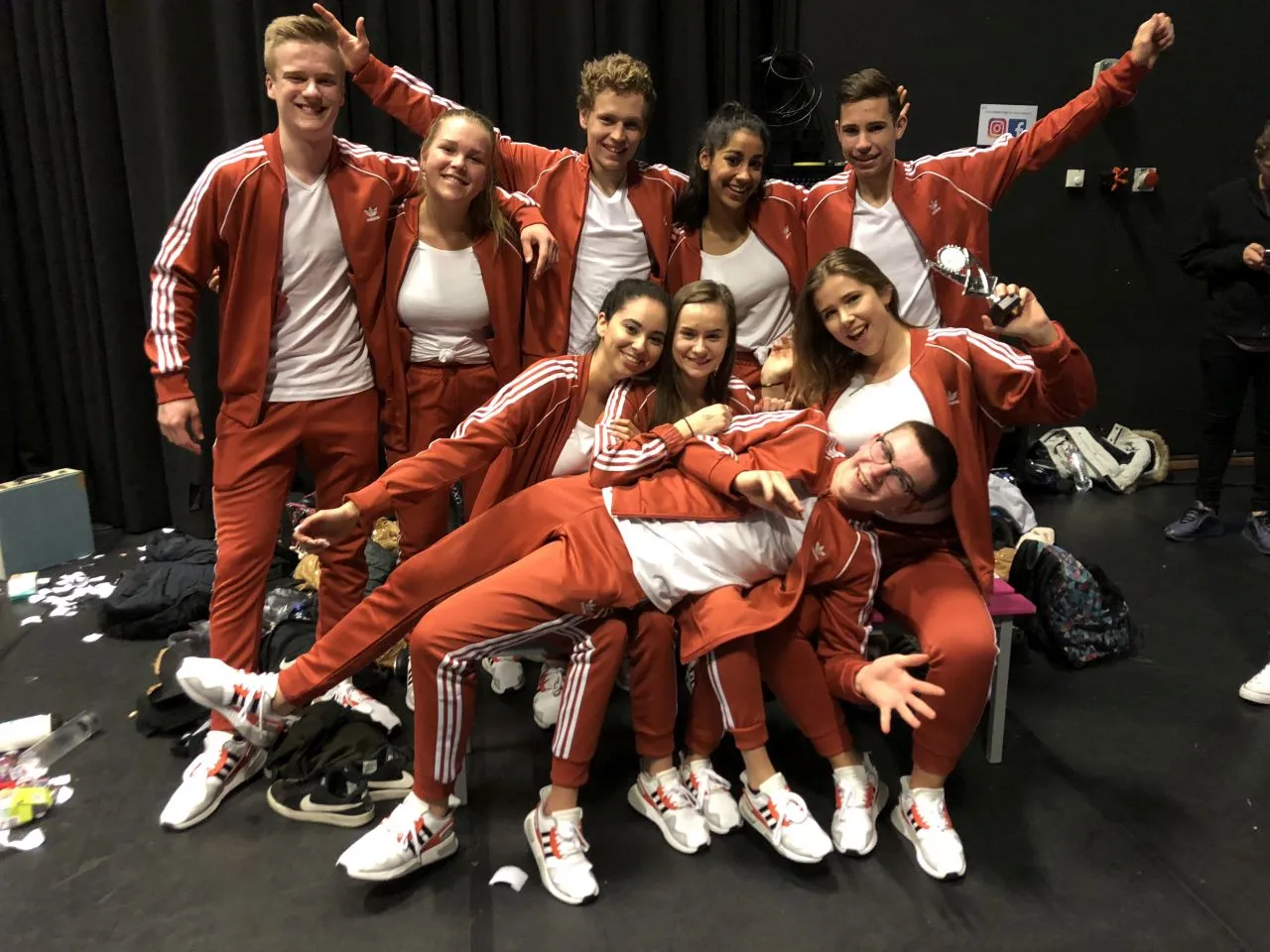 2019 03 03 team united met hun gewonnen beker