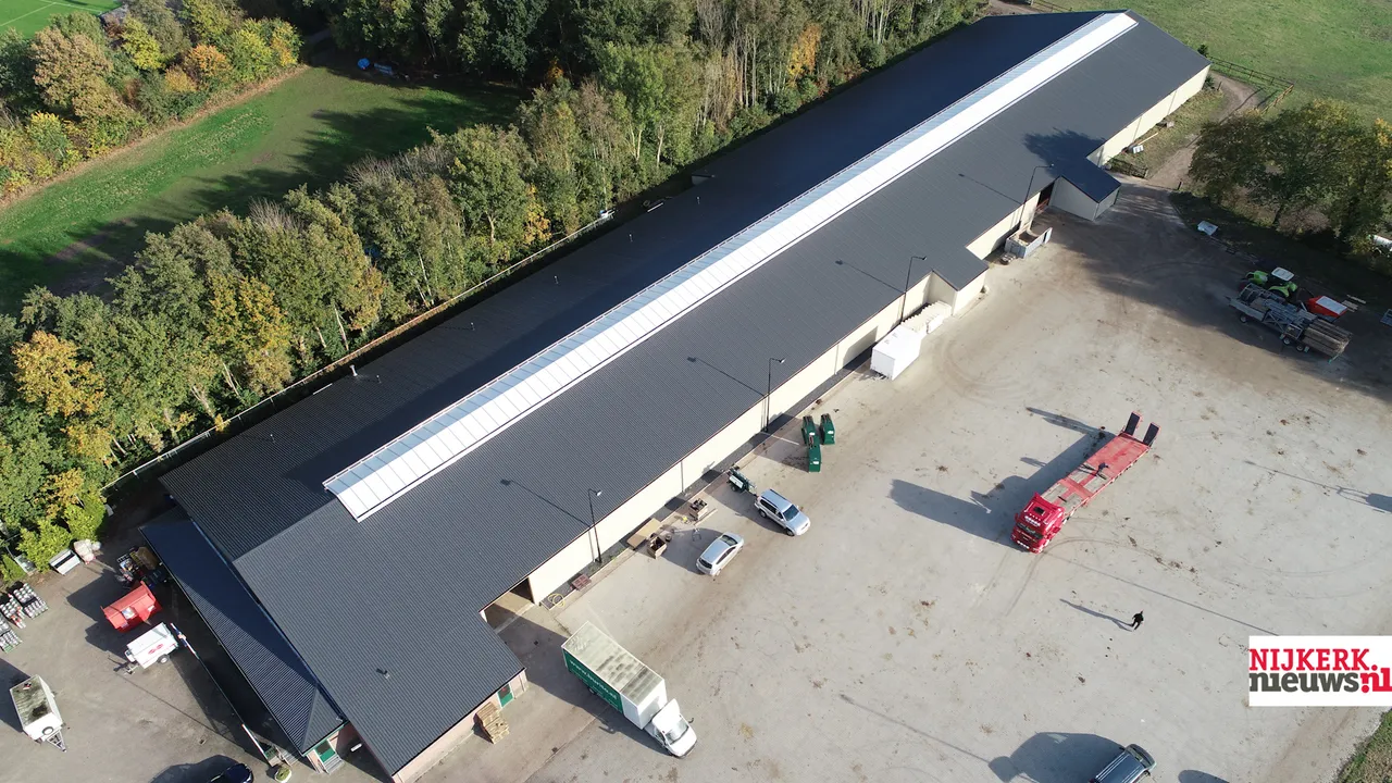 2019 08 26 manegeb luxool zonder zonnepanelen