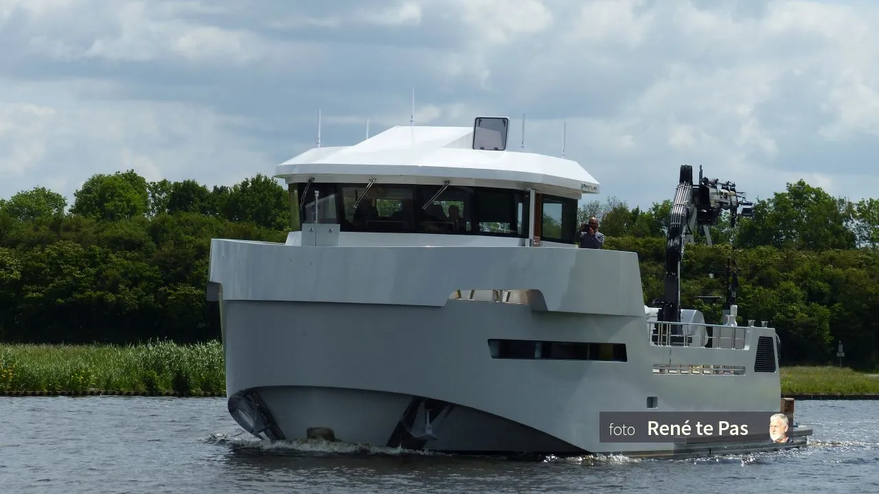 2020 06 16 roe shadow richting walletje bij de arkersluisvoor verdere afbouw om 26 05 2020 te gaan proef varenop het ijsselmeer 25 05 202 c r te pas61