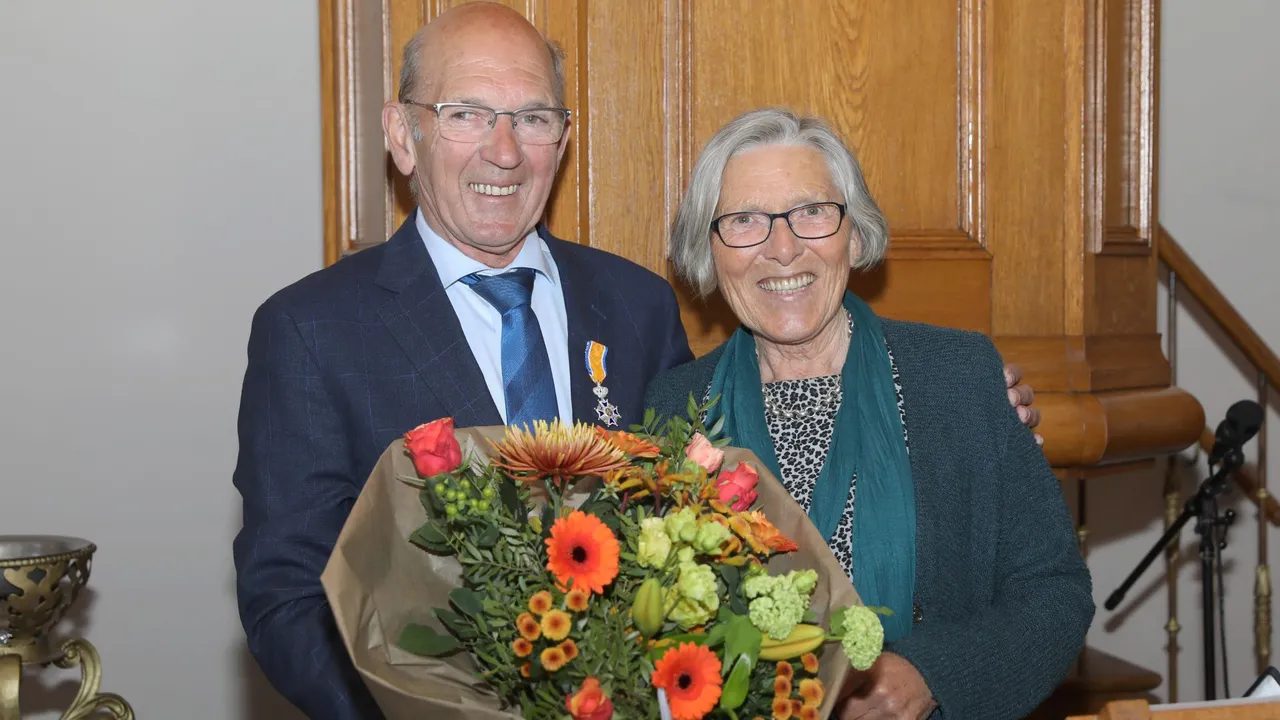 2021 04 26 lintjesregen jan pleizier4 hoevelaken