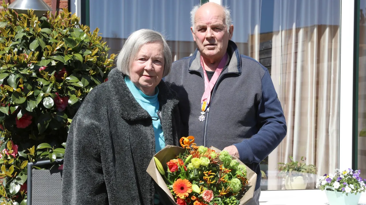 2021 04 26 lintjesregen pietvandenburg nijkerk def