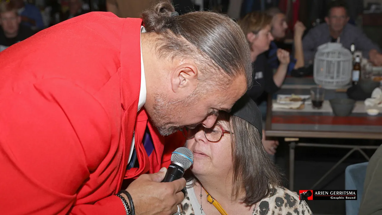 2022 10 13 hello you 12