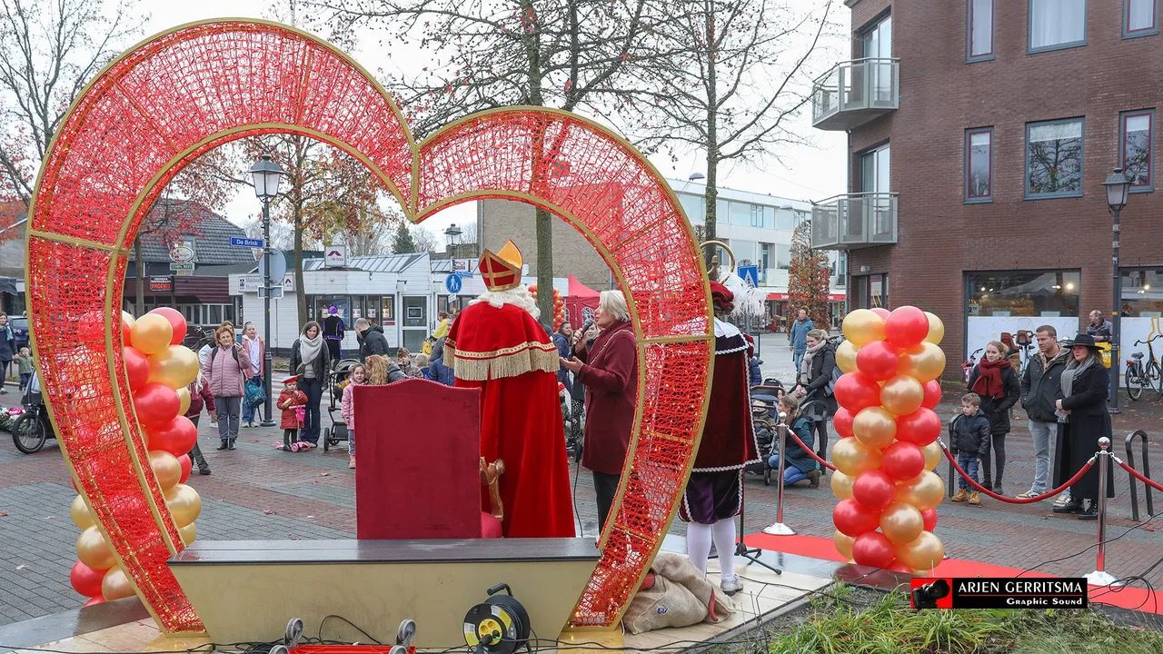 2022 11 26 hoevelaken sinterklaasfeest 015