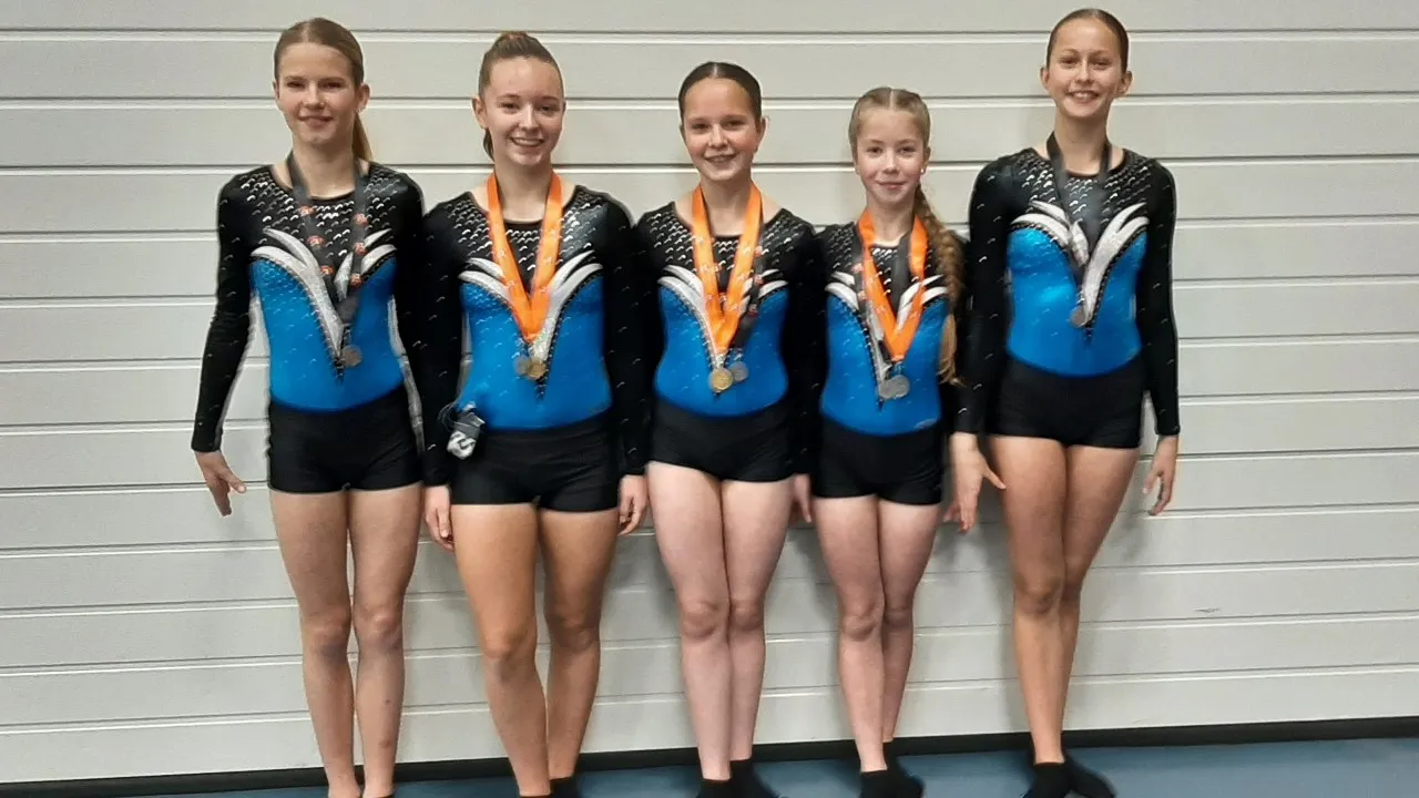 2022 12 04 excelsior team