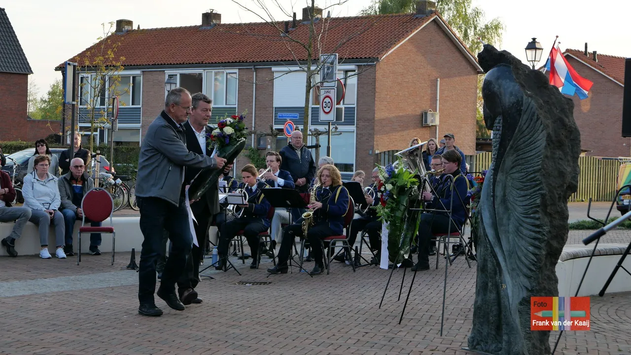 2023 05 04 dodenherdenking nijkerkerveen 06