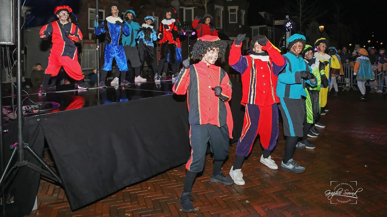 2023 11 224 lichtjesoptocht sint 03