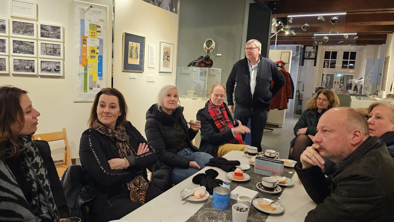 2023 11 30 stadswandeling in donker 1