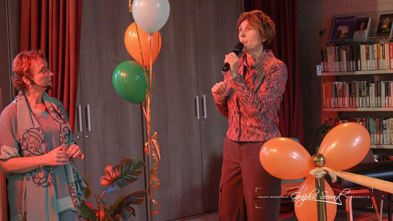2025-10-30 heropening bibliotheek 40