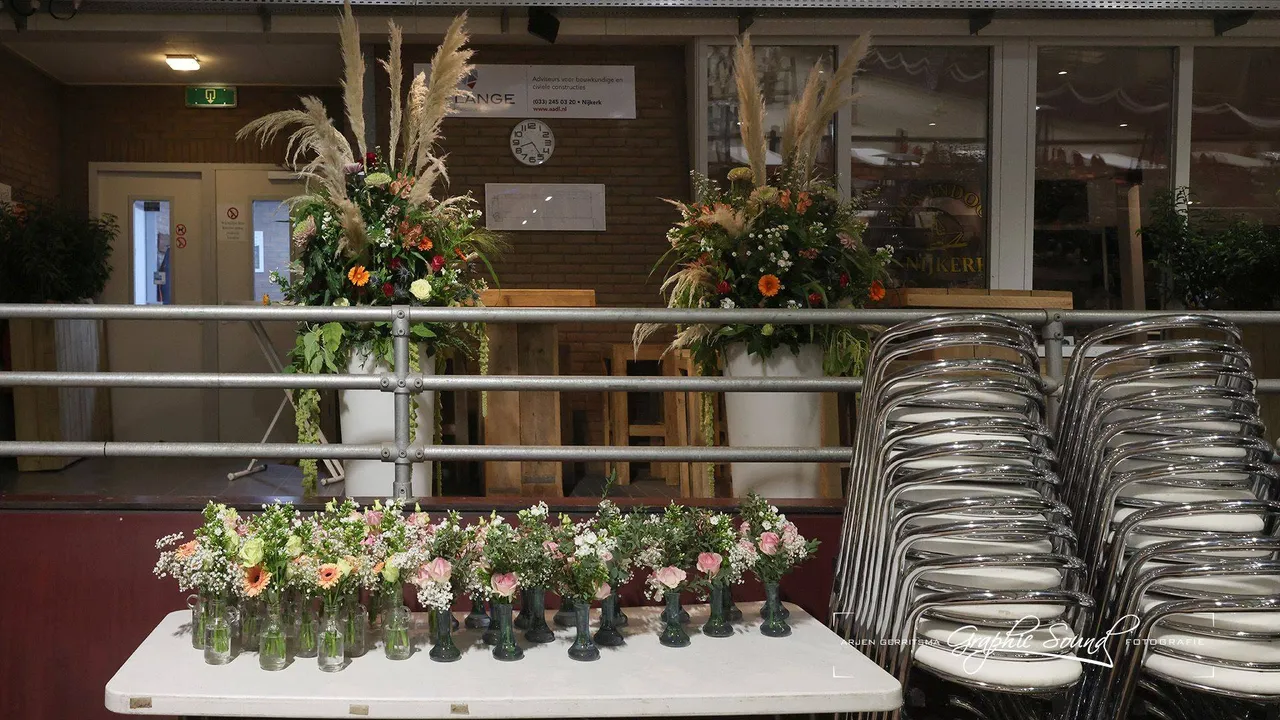 2025-11-05 menindoor 06