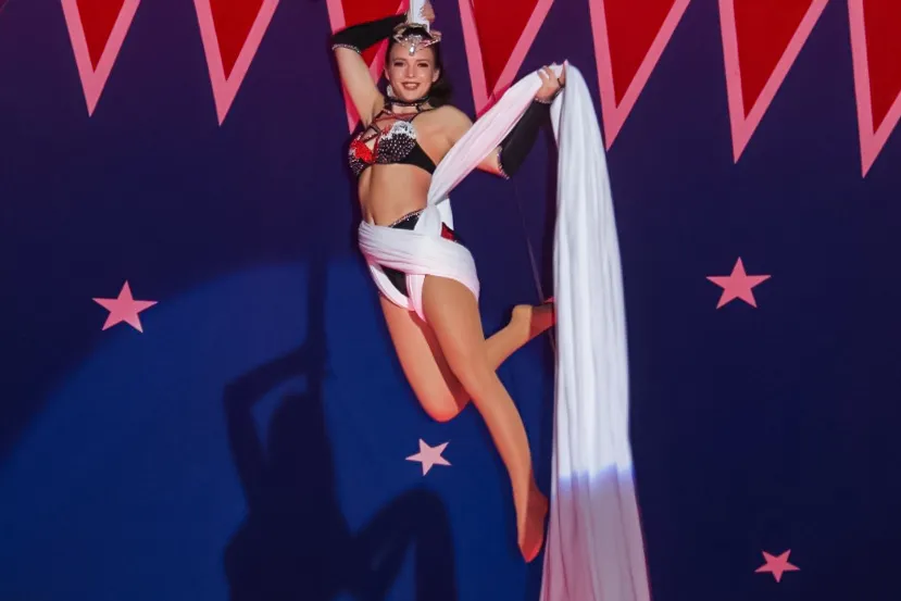 kerstcircus nijmegen 2022 2023 romina kaiser doeken 1