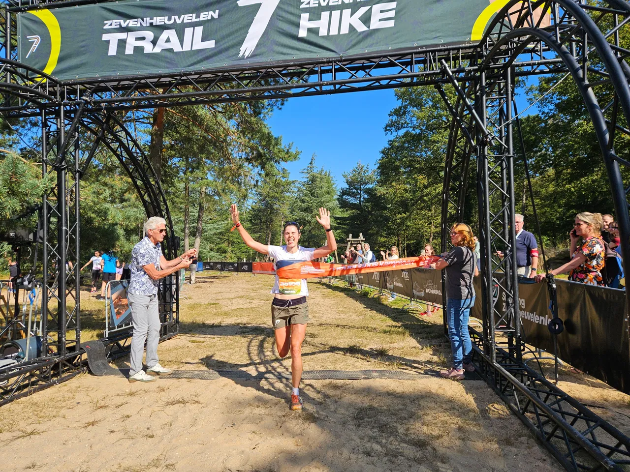 Renée Cardinaals won bij de vrouwen.<br>