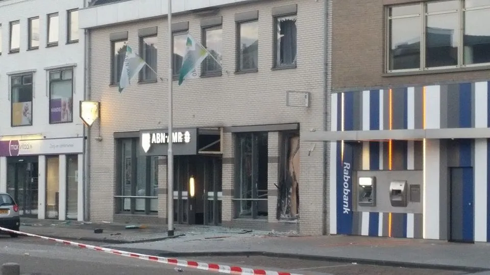 plofkraak abn amro emmeloord politie nopurk