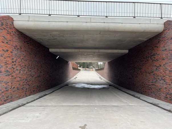tunnel