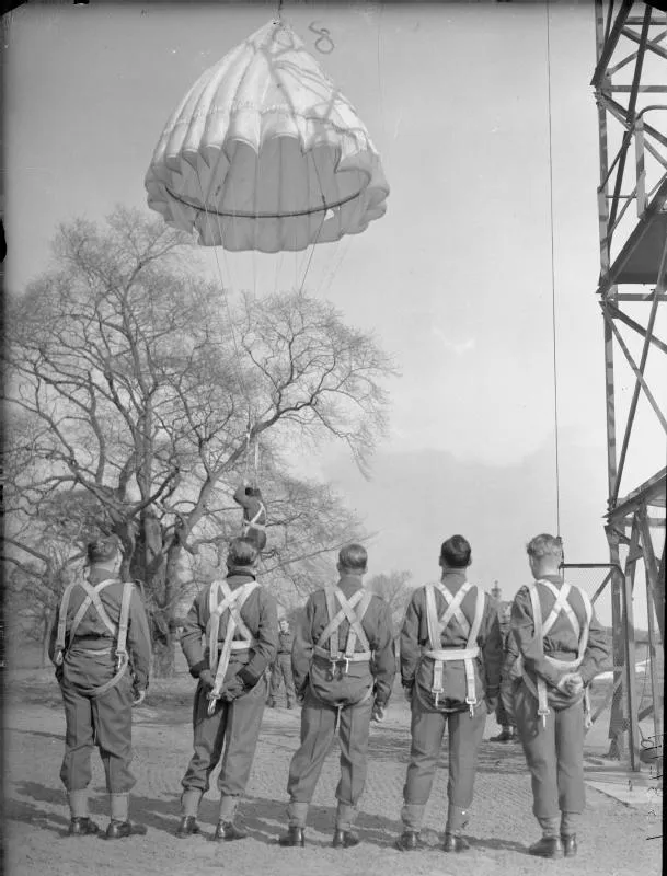 poolse parachutisten tijdens training in fifeshire iwm h17881