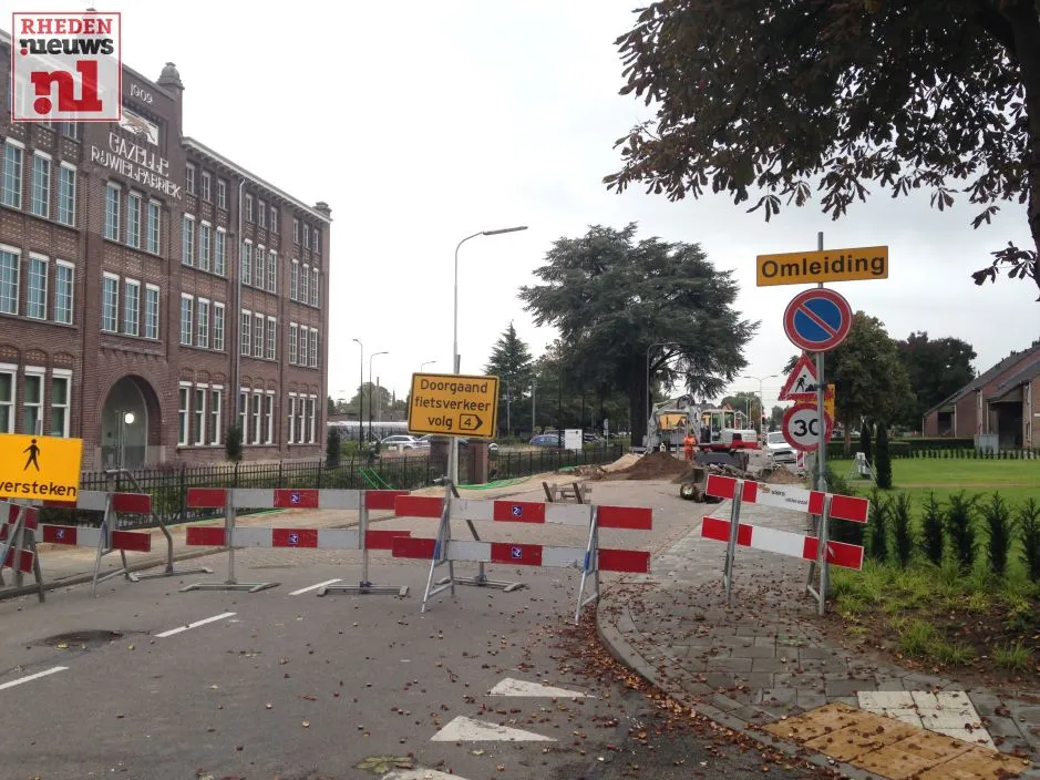 2015 10 06 afsluiting deel wilhelminaweg dieren 003