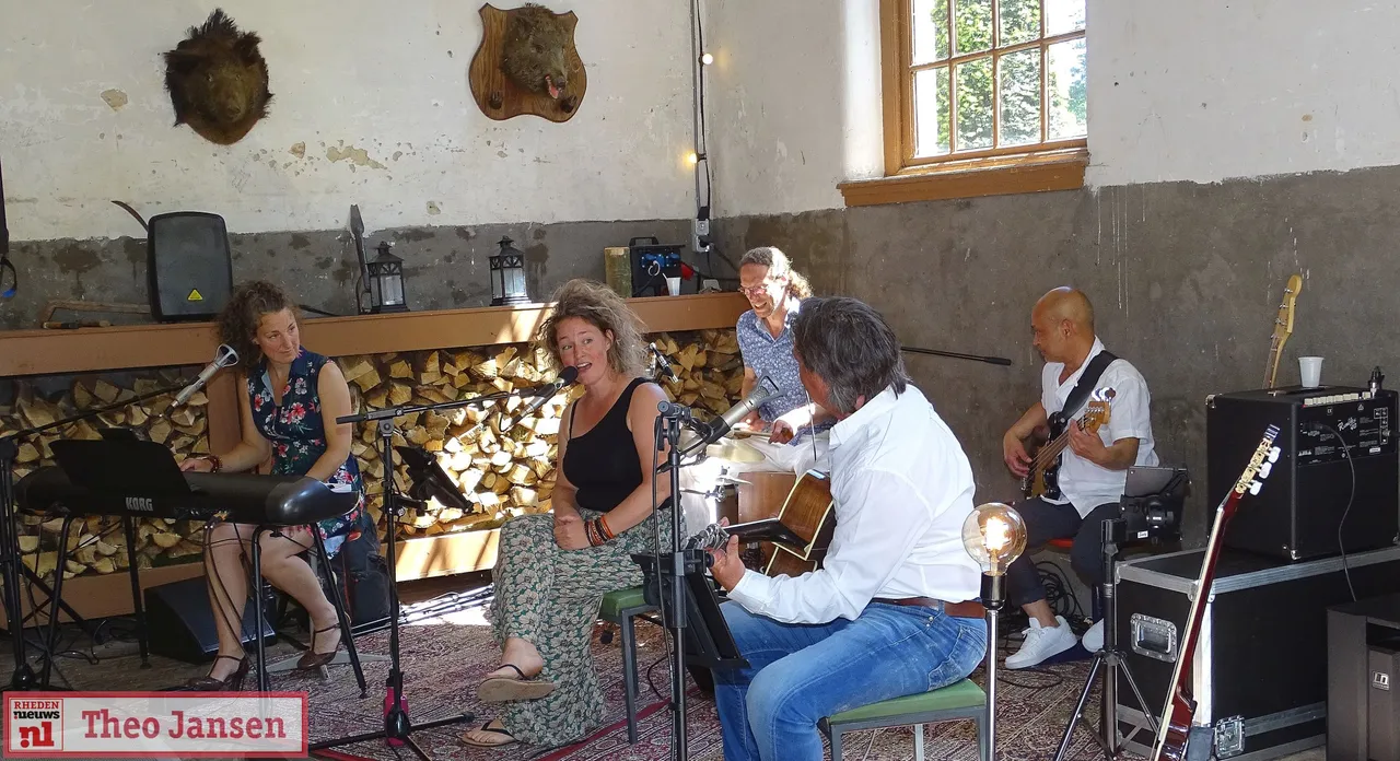 2022 05 15 muziek aan huis biljoen velp sister kite optreden koetshuis kasteel biljoen 2