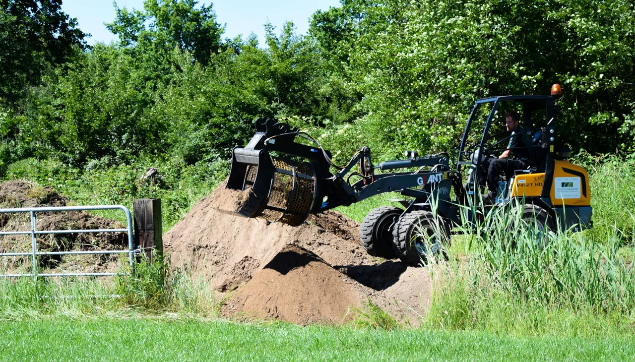 bestrijding japanse duizendknoop liemers hendriks groenvoorziening biljoen groen