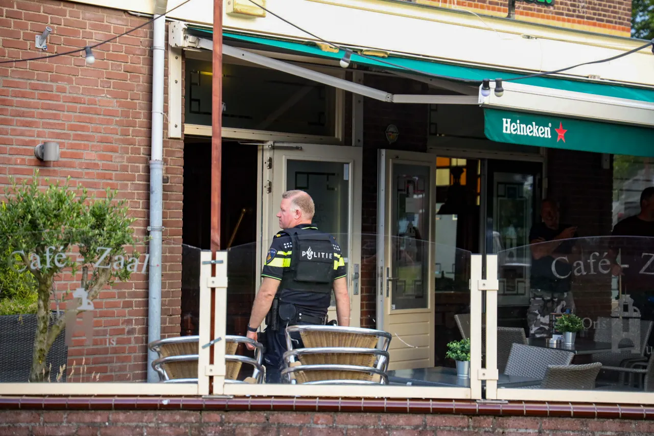 gasten bruiloftsfeest allemaal gefouilleerd bij partycentrum ons huis rheden 2022 07 08 persbureau heitink 4
