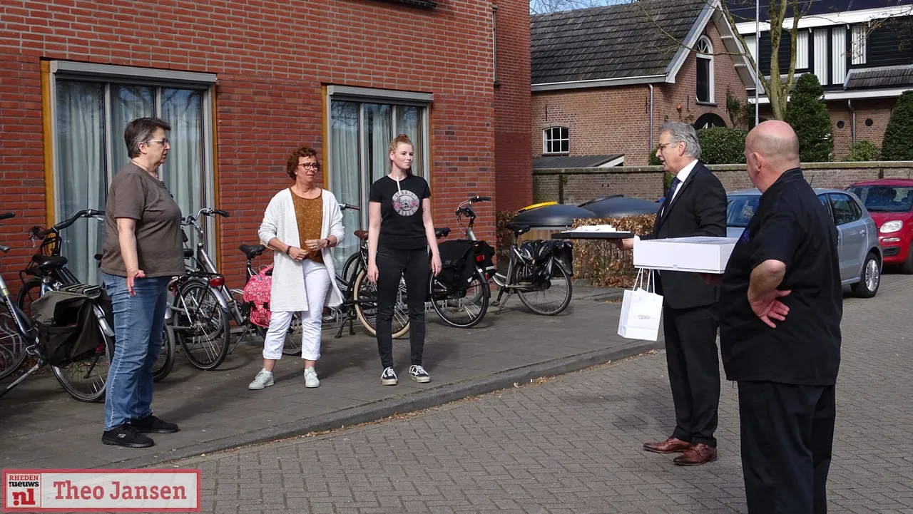 gebak heldevleugels middelhagenhof 09 04 2020 1