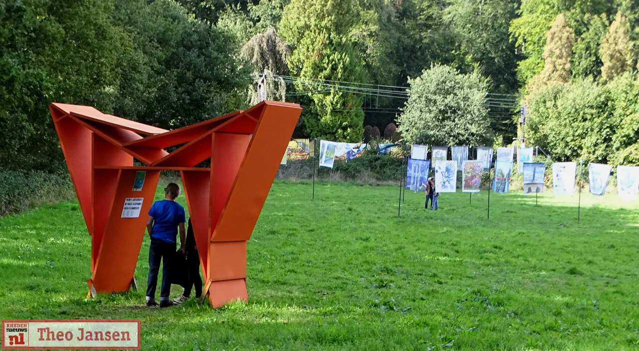 gedroomd uitzicht een buitenexpositie van nieuwe ruimte in ellecom 2