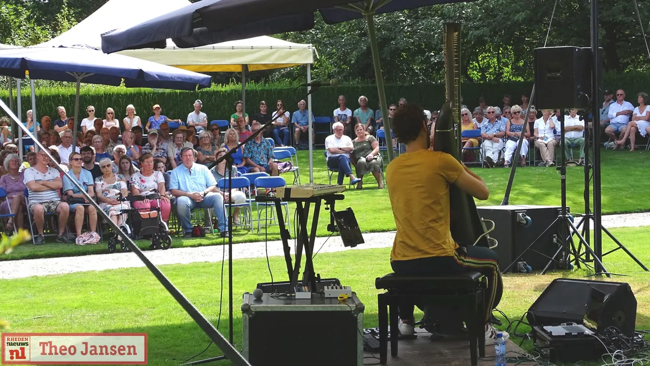 harpist remy van kesteren bij middachten 28 07 2019 5