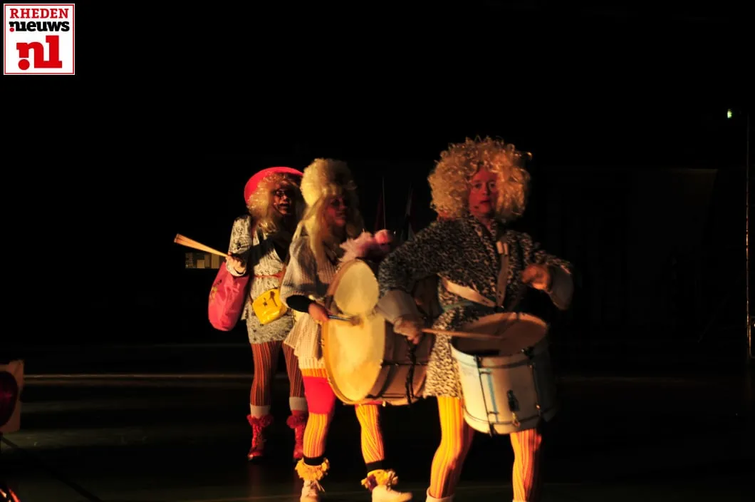 2015 04 24 opening oranjefeest 027