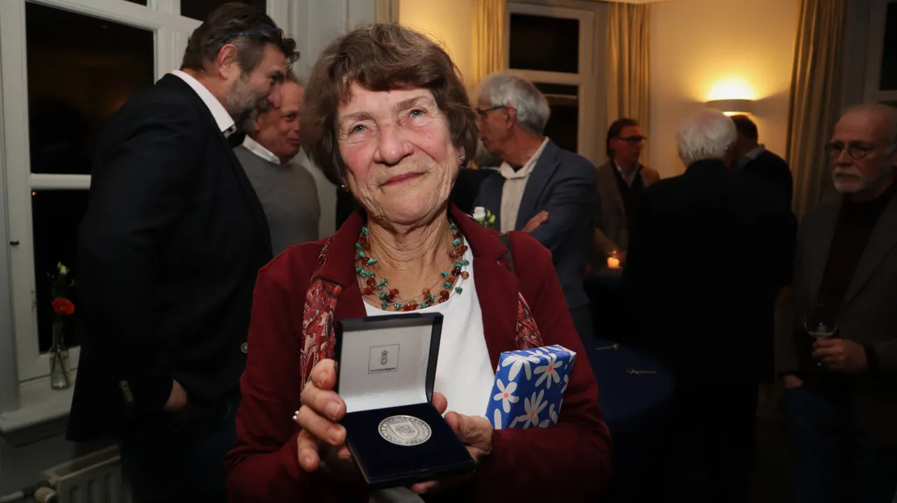 Nieuwjaarsreceptie gemeente Rozendaal en erepenning voor Cathrien van de Ree 14-01-2026 (16)